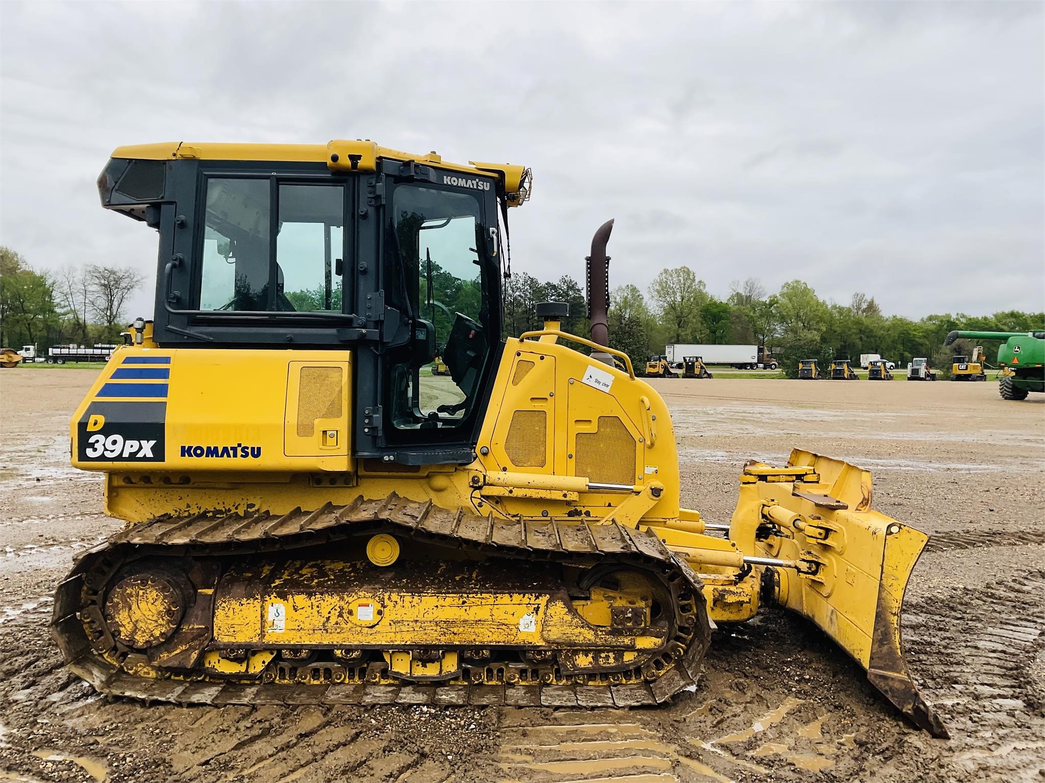 Caterpillar 908M Wheel Loader