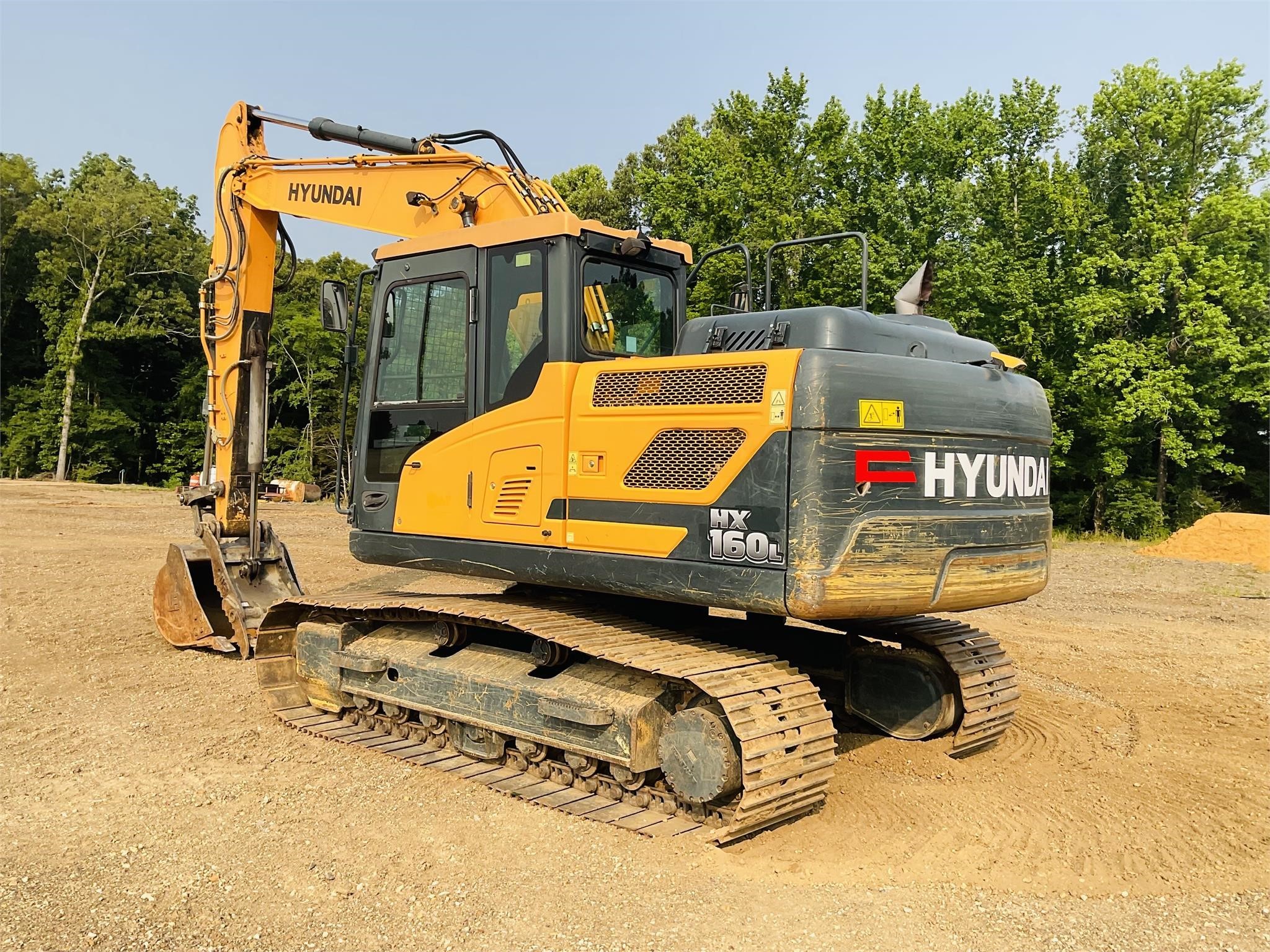 Caterpillar 908M Wheel Loader