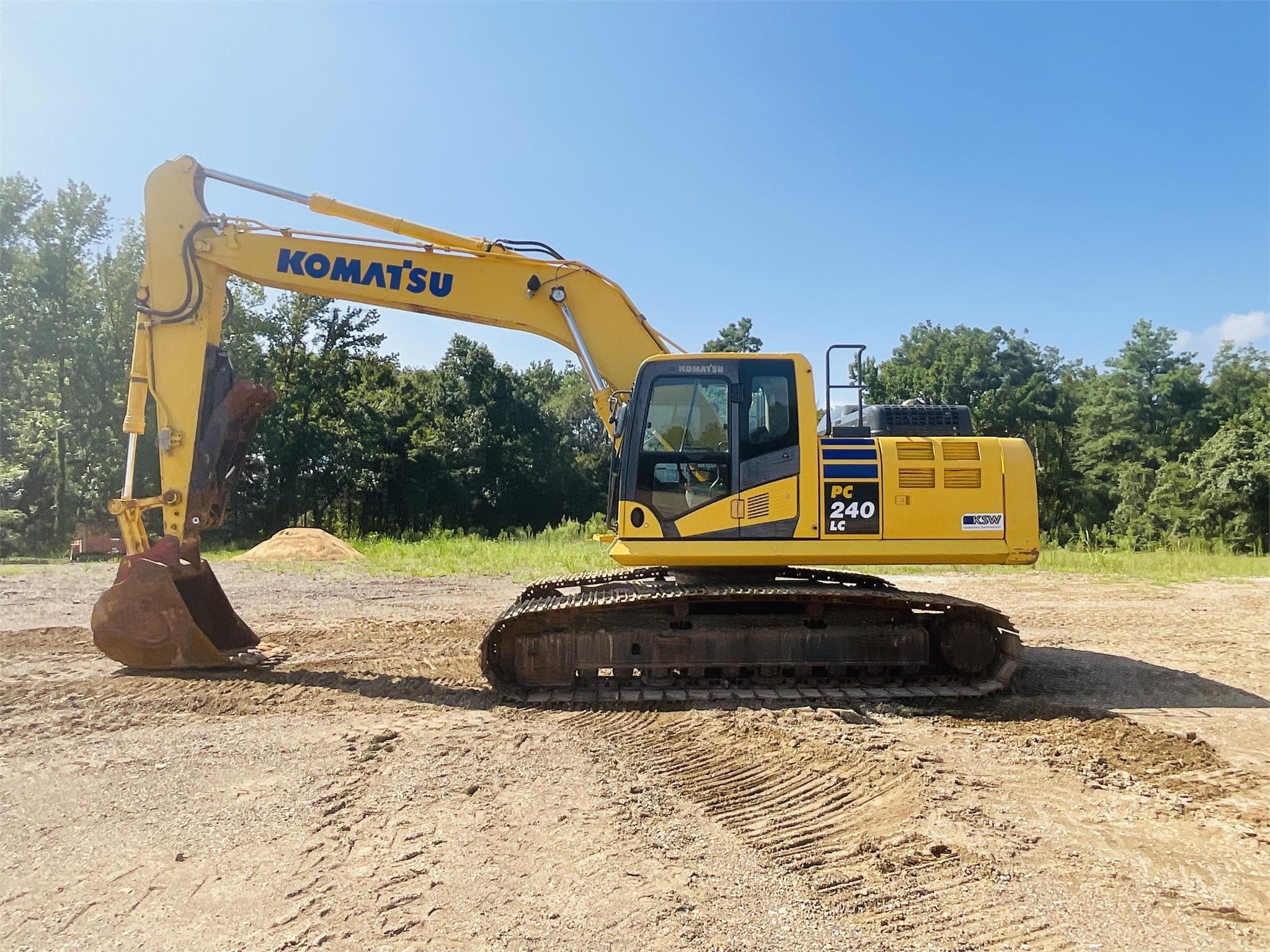 Caterpillar 908M Wheel Loader