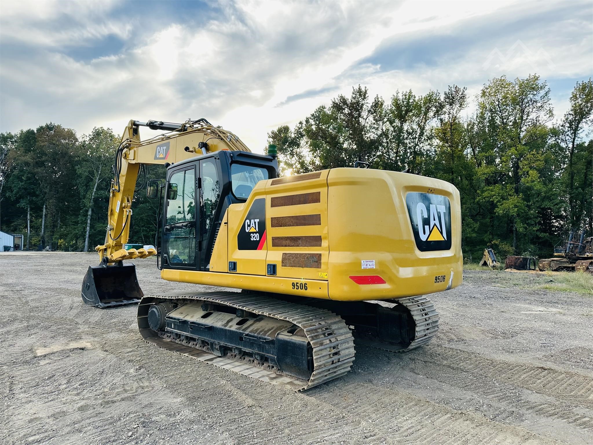 Caterpillar 908M Wheel Loader